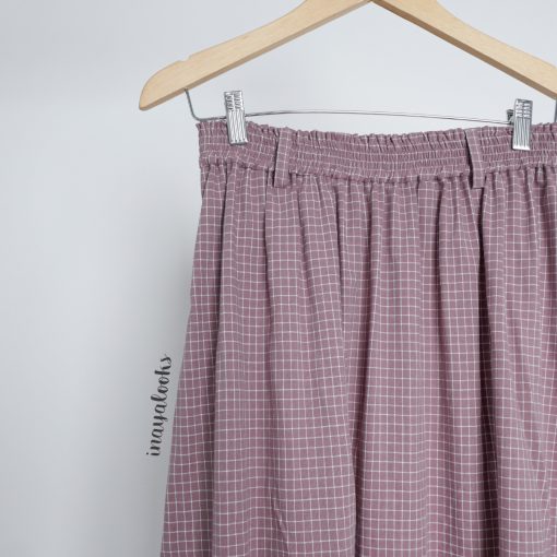 a Rok Motif Kotak Dusty Ungu Kecoklatan - Image 2