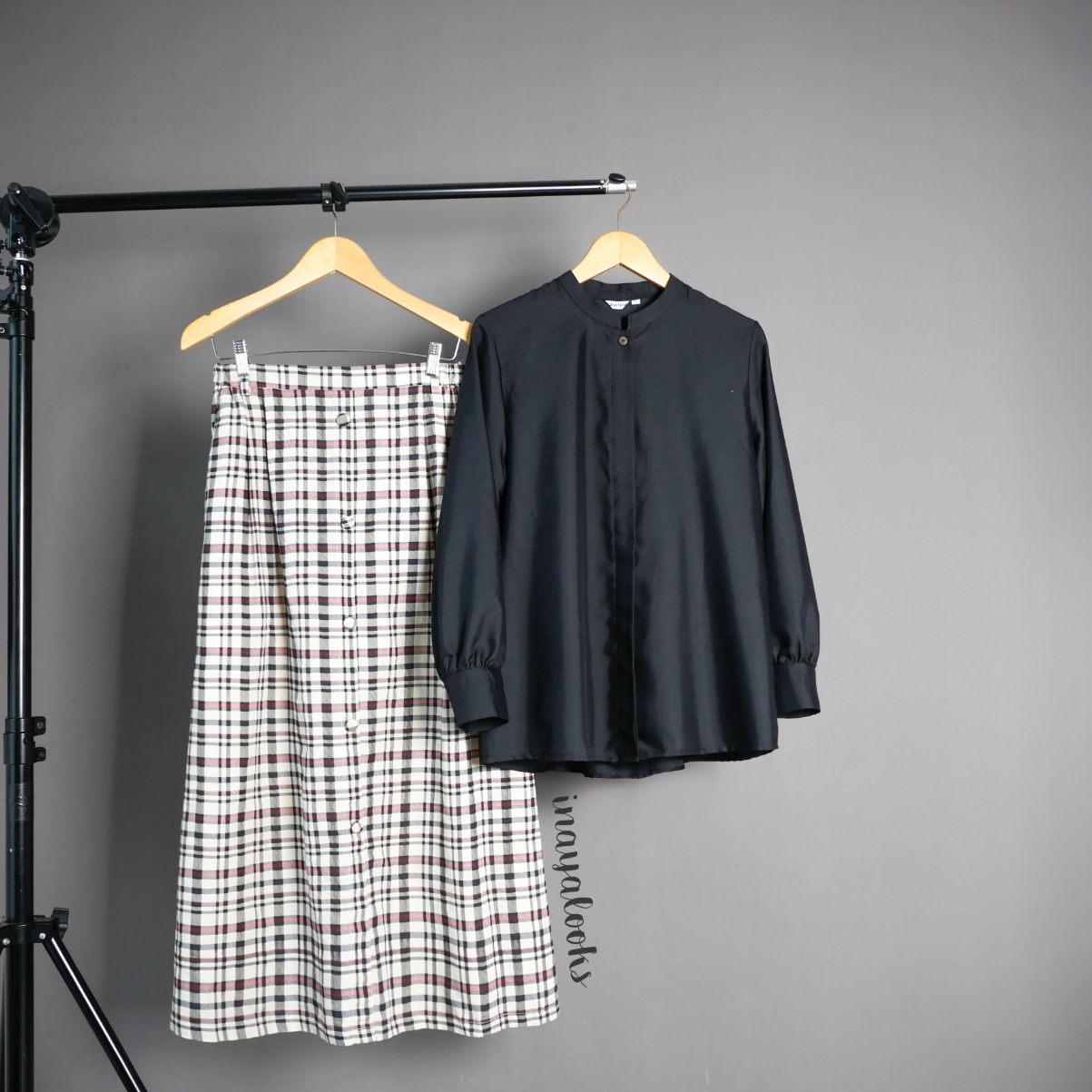 a Mix n Match Rok dan Blouse